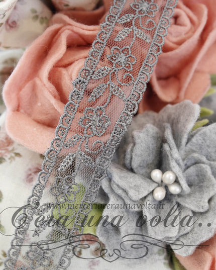 Pizzo tramezzo in tulle Grigio