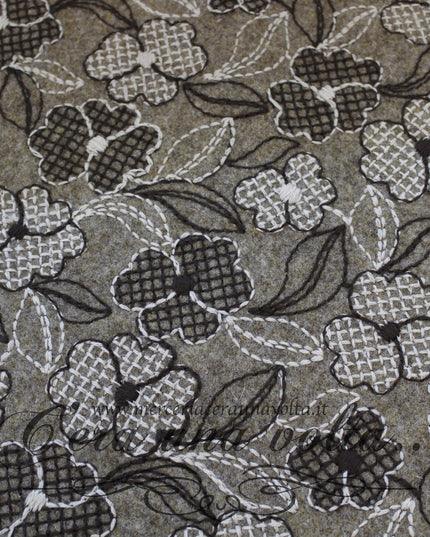 30 x 30 cm Feltro di lana ricamato