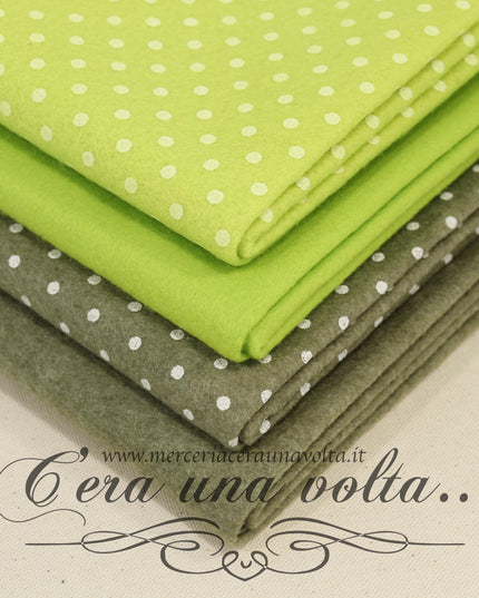 Set 16  fogli pannolenci a Pois