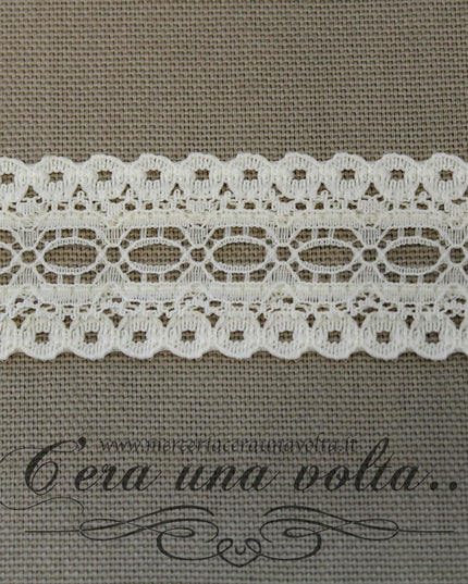 Pizzo tramezzo con passanastro