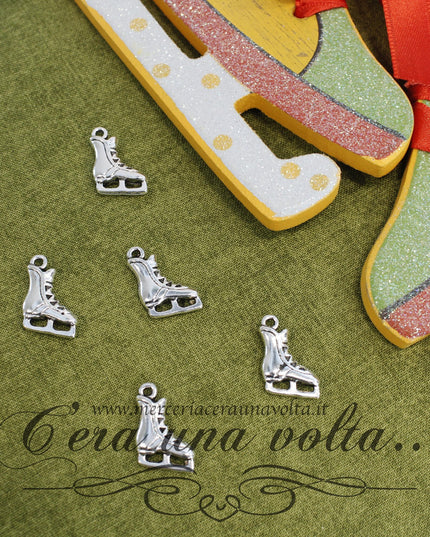 Charms Pattini
