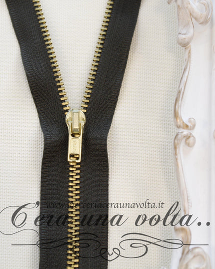Zip metallo da cm 18 a cm 20
