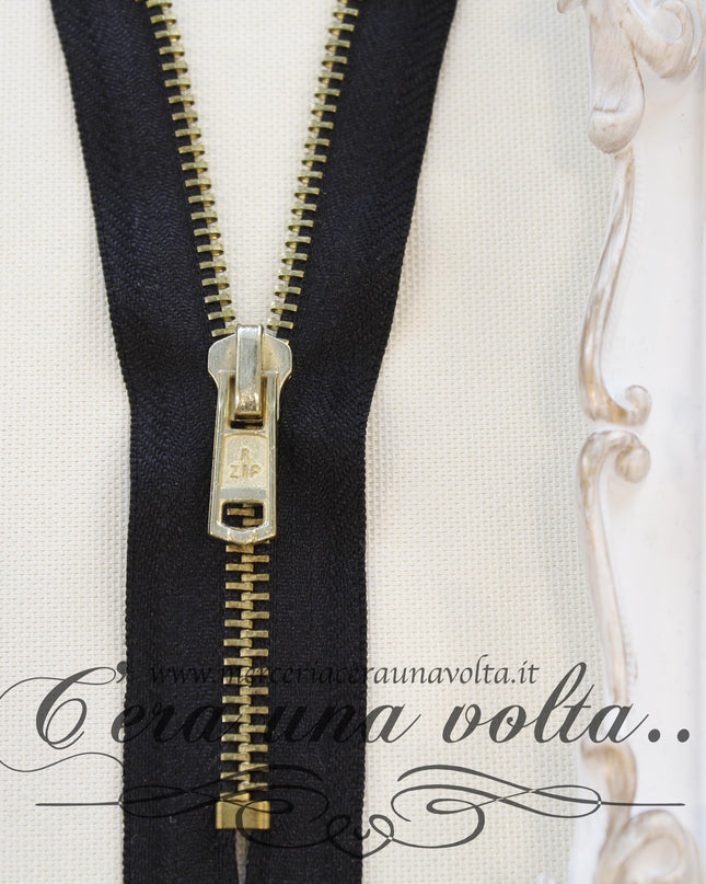 Zip metallo da cm 18 a cm 20