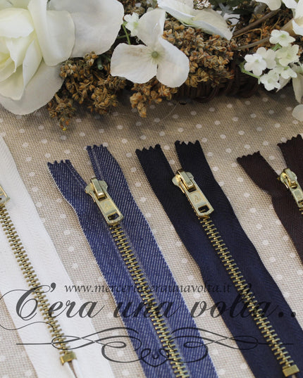 Zip metallo da cm 18 a cm 20