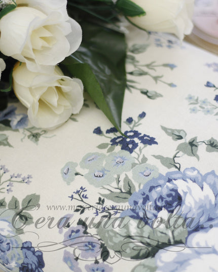 Tessuto Provenzale a Rose Azzurre