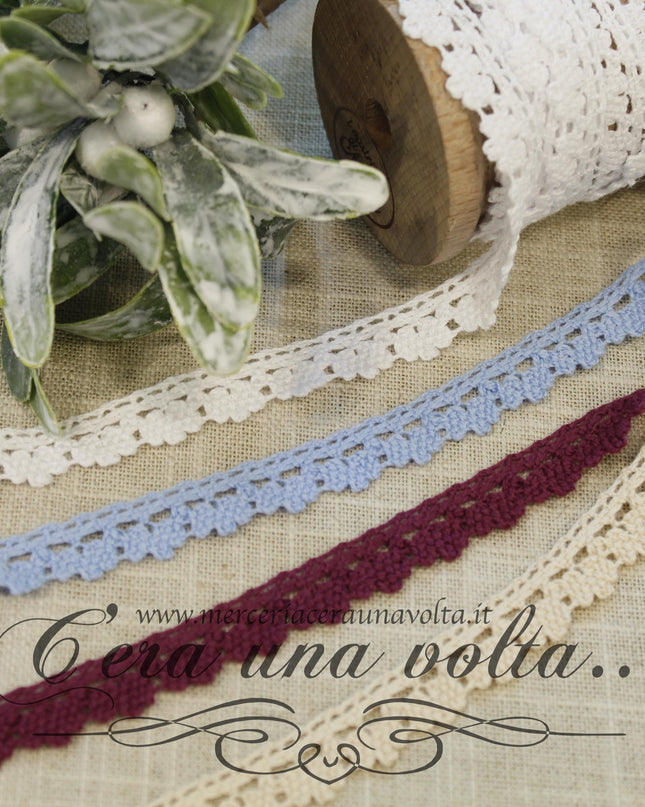 Pizzo in cotone colorato