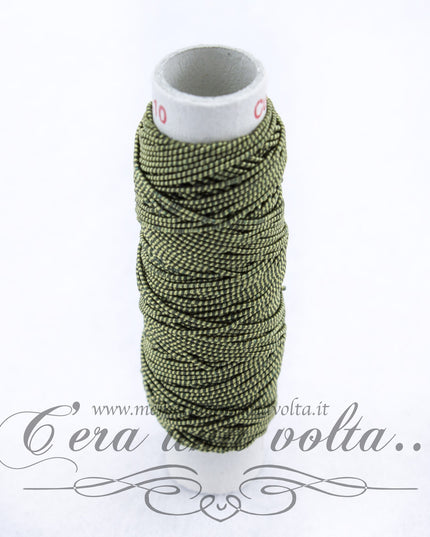 Filo da cucire elastico