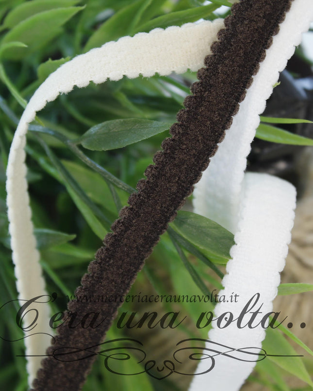 Elastico per spalline