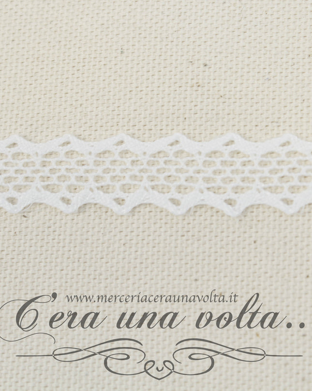 Pizzo tramezzo lavorazione a fusello