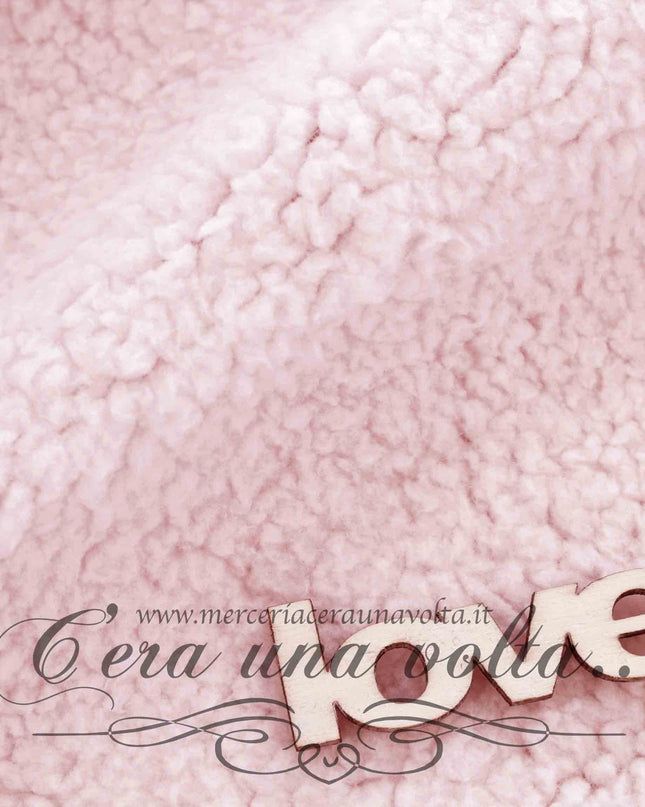 Pelliccia d'Agnello Rosa