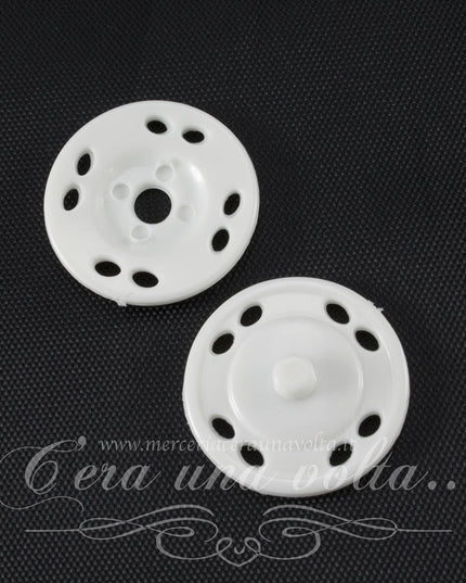 Bottone automatico in resina bianca