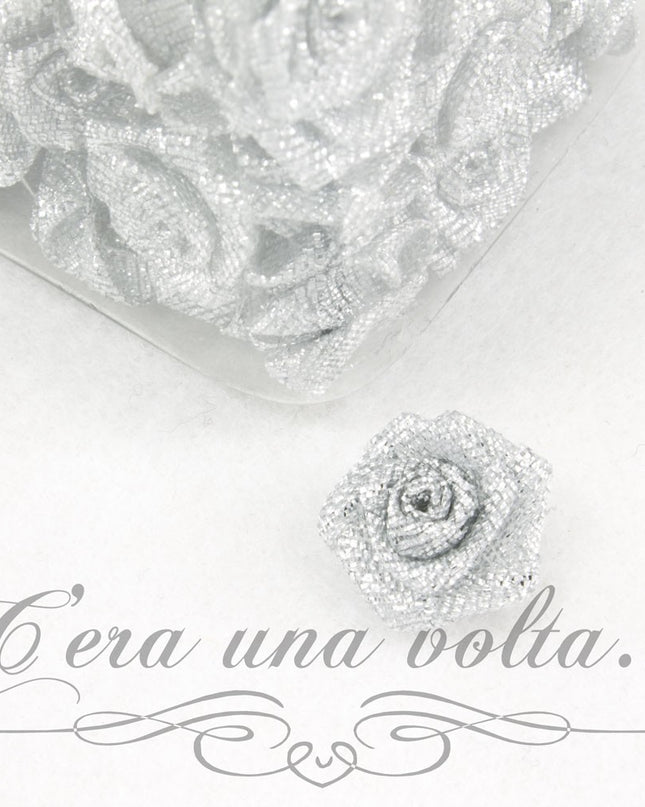 Rose in tessuto lurex