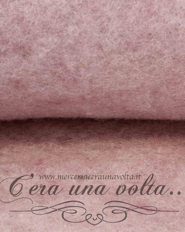 Vello di lana cardata naturale