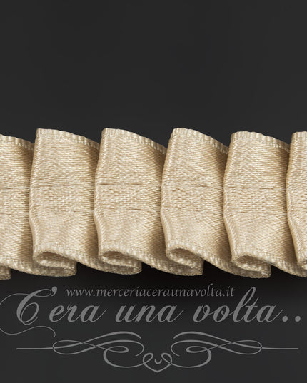 Nastro plissettato di raso