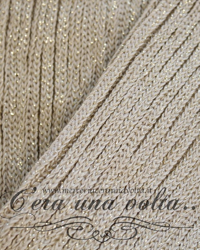 Polsi tubolari per abbigliamento