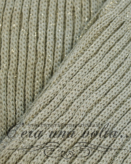 Polsi tubolari per abbigliamento