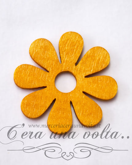 Decoro in legno fiore