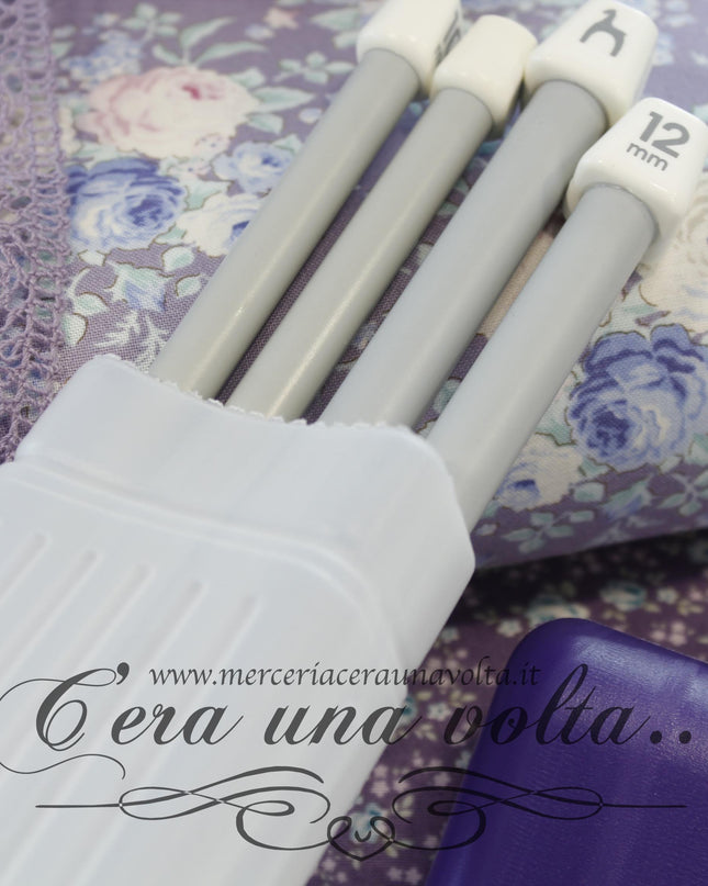 Custodia per ferri da maglia