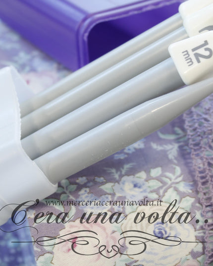 Custodia per ferri da maglia