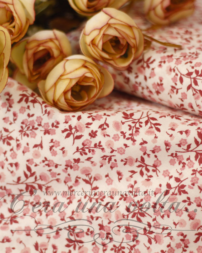Tessuto vintage a fiori scarlatto