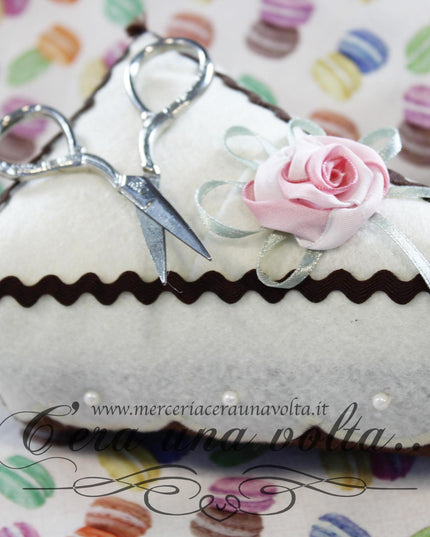 Puntaspilli con forbice