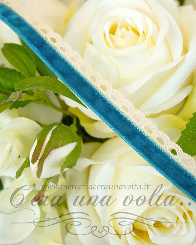 Passamaneria in ciniglia con pizzo
