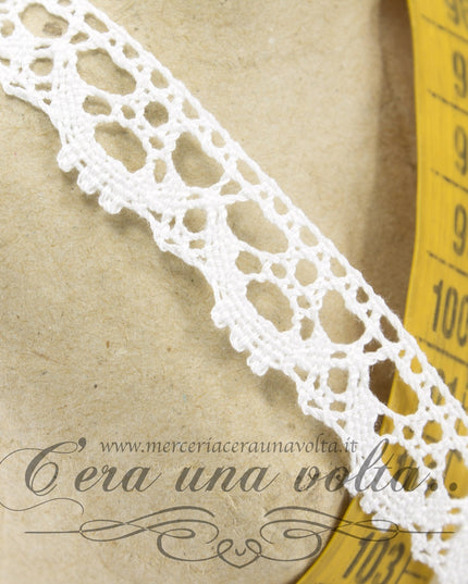 Merletto fusello art 880