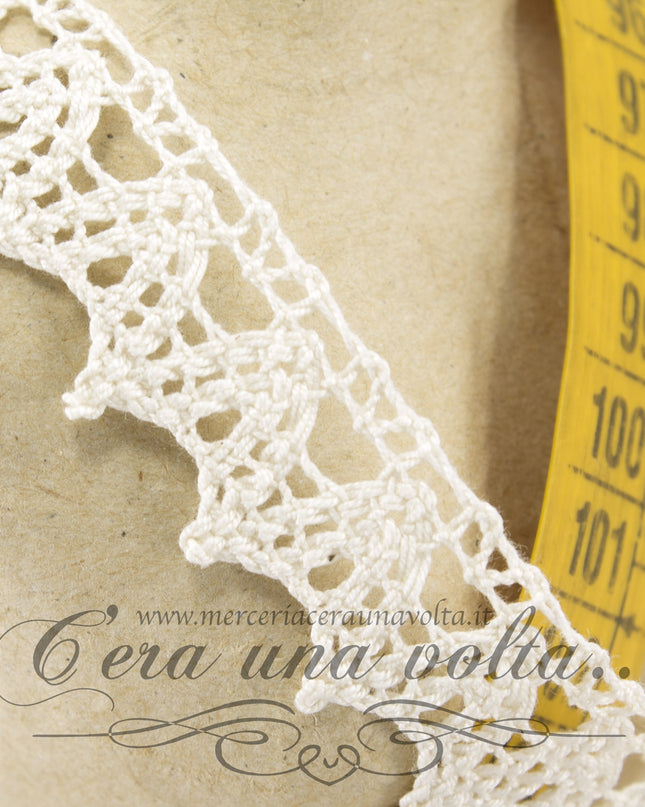 Merletto tombolo art 1156