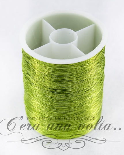 Filo da cucire metalizzato