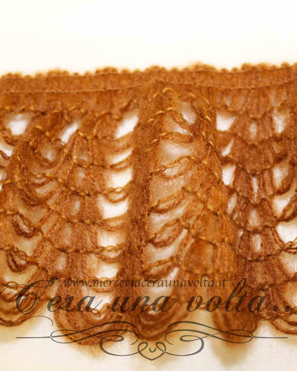 Pizzo alto in lana elasticizzato