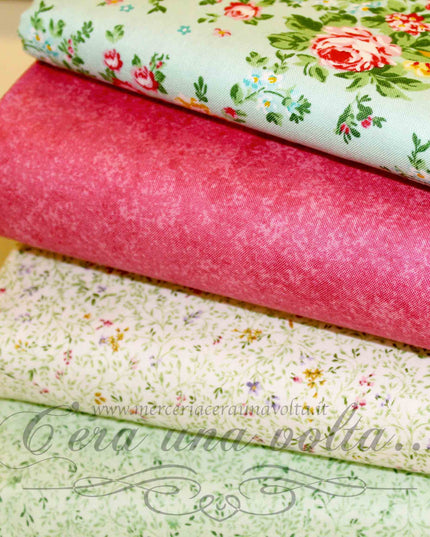 Set 8 Pz Tessuto Pretagliato Flowers