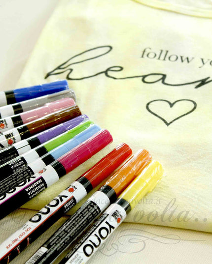 Pennarello indelebile colorato per tessuti