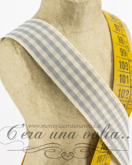 Nastro a quadretti