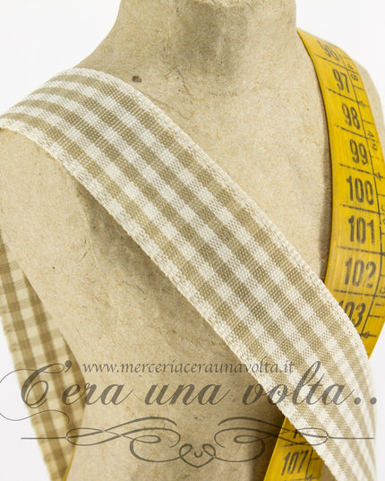 Nastro a quadretti