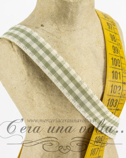 Nastro a quadretti
