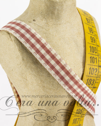 Nastro a quadretti