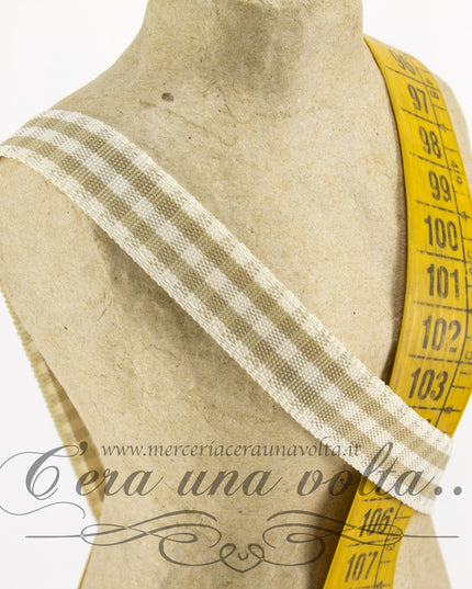 Nastro a quadretti