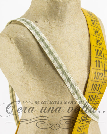 Nastro a quadretti