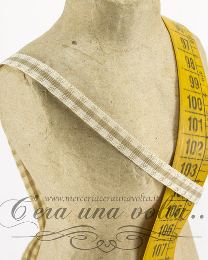 Nastro a quadretti