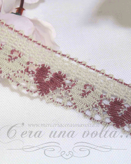 Pizzo in Lino Cuori