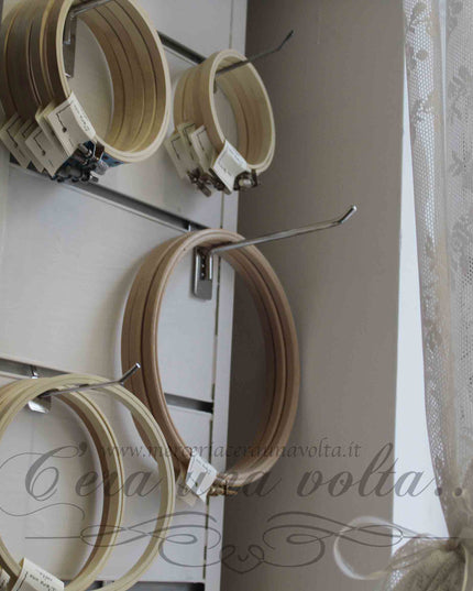 Telaio in legno da ricamo