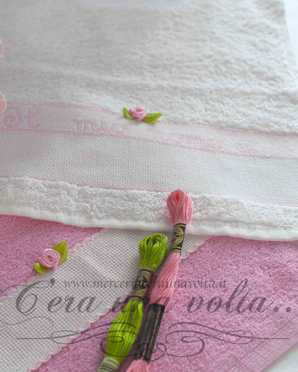 Set asilo da ricamare 2 pz Heart Rosa