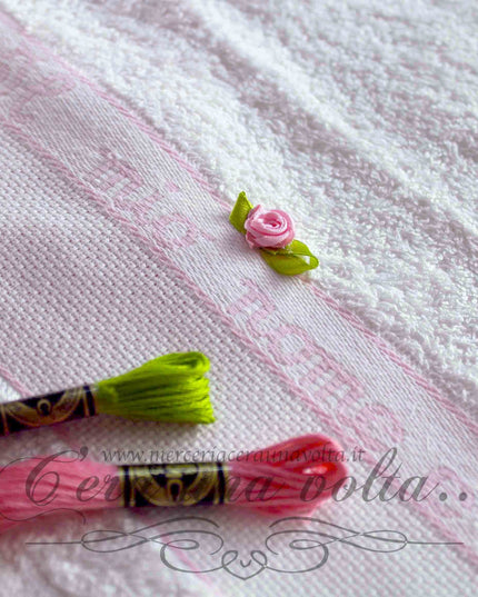 Set asilo da ricamare 2 pz Heart Rosa