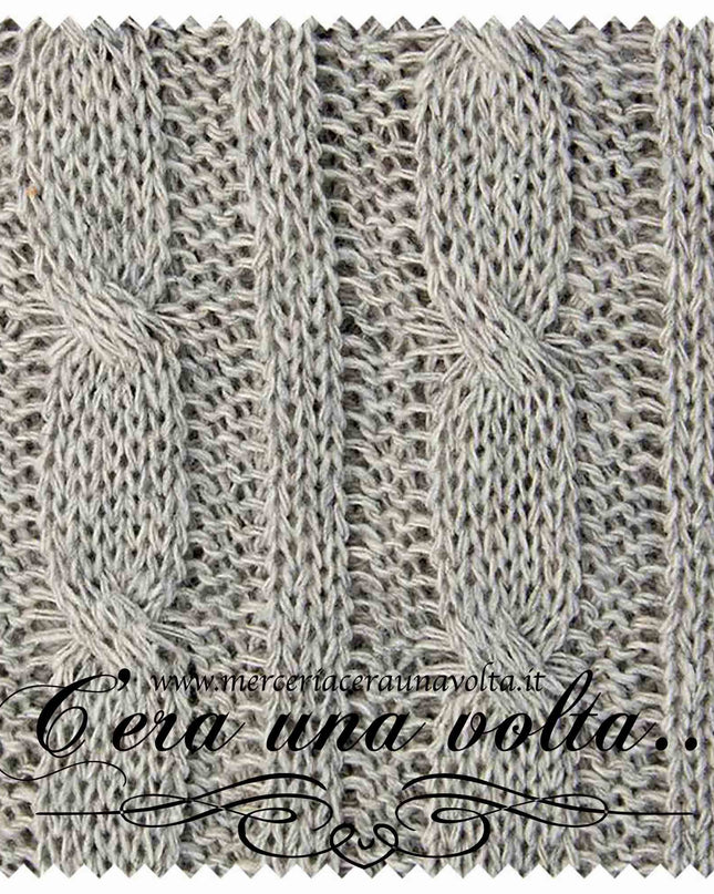 Taglio di tessuto con motivo a treccia