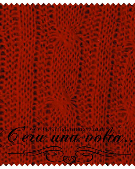 Taglio di tessuto con motivo a treccia