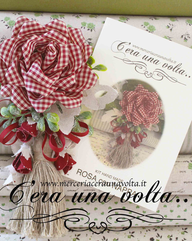 Cartamodello Rosa con Nappa