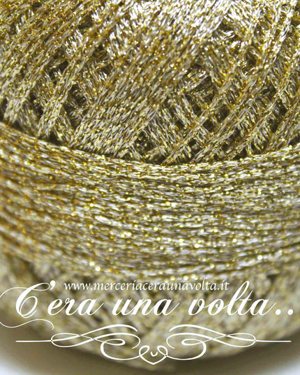 Filato metallico per collane