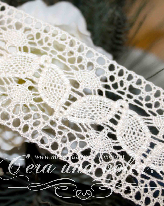 Pizzo tramezzo Leaves