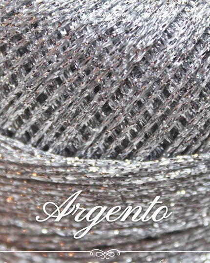 Filato metallico per collane