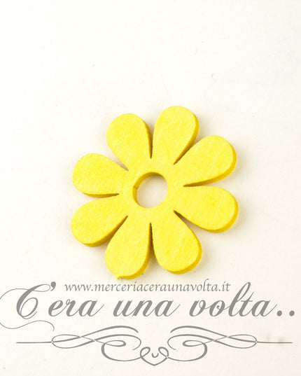 Decoro in legno fiore